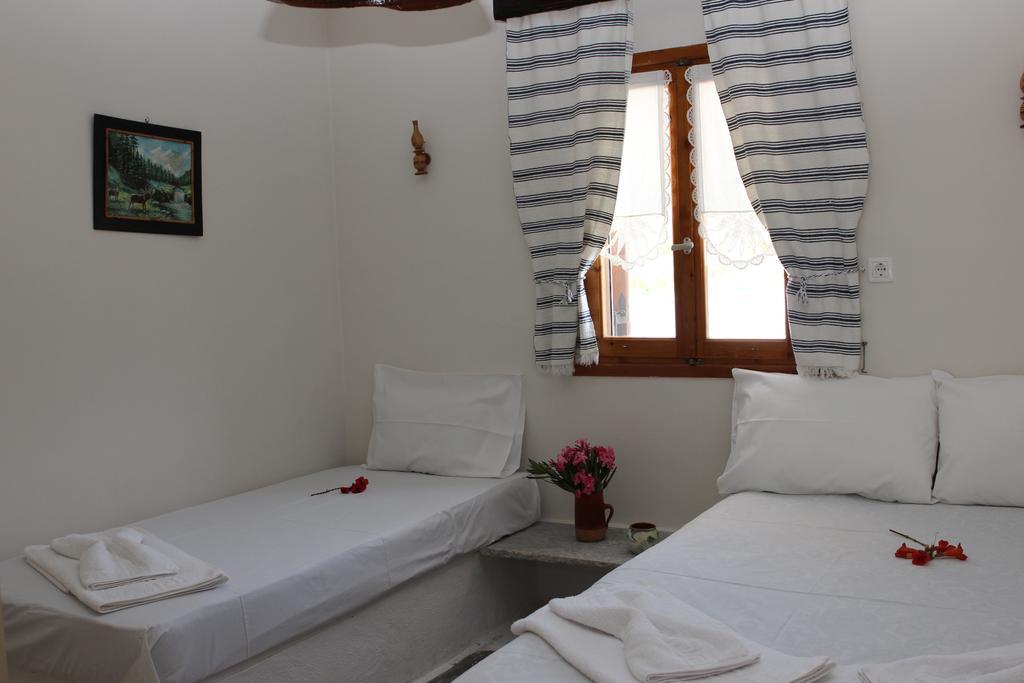 Traditional House By The Beach Agia Theodoti Exterior photo