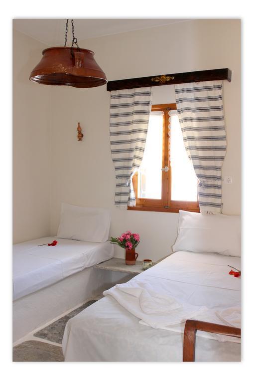 Traditional House By The Beach Agia Theodoti Exterior photo
