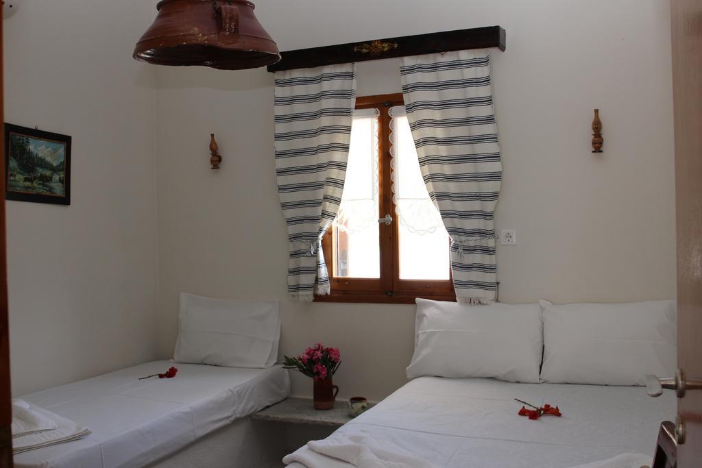 Traditional House By The Beach Agia Theodoti Exterior photo